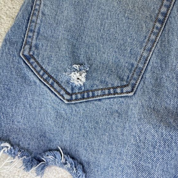 Abercrombie & Fitch "The Mom Short" Curve Love Medium Blue Denim Shorts Size 25 - Picture 9 of 10